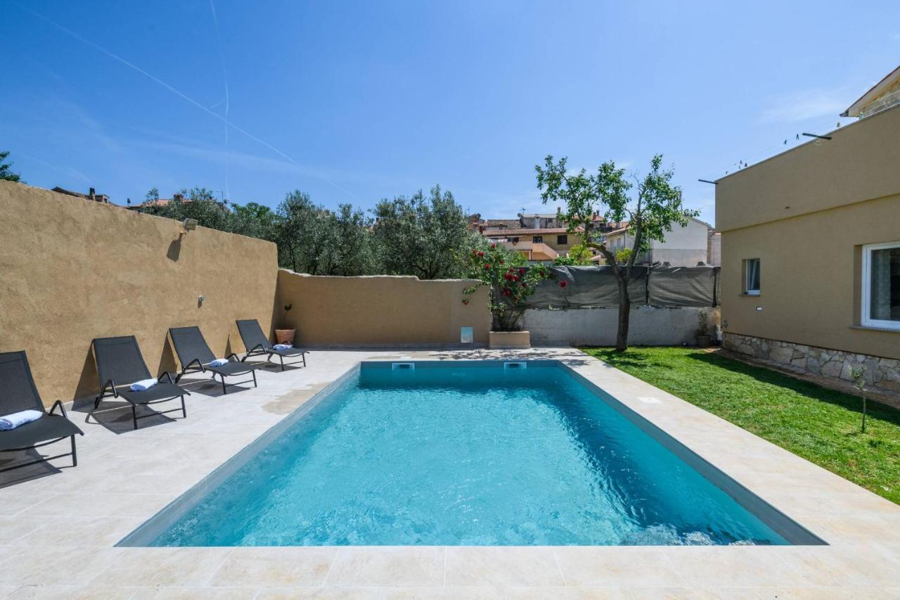 Holiday House Boky Воднян Екстер'єр фото