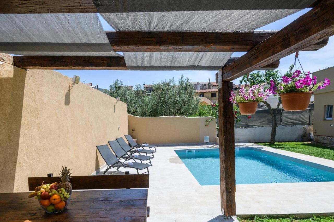 Holiday House Boky Воднян Екстер'єр фото
