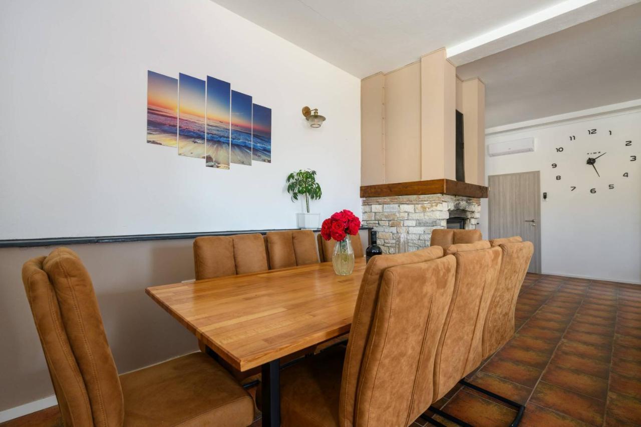 Holiday House Boky Воднян Екстер'єр фото