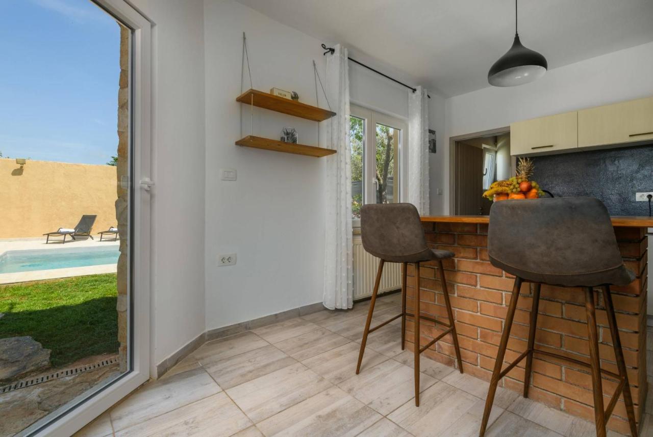 Holiday House Boky Воднян Екстер'єр фото