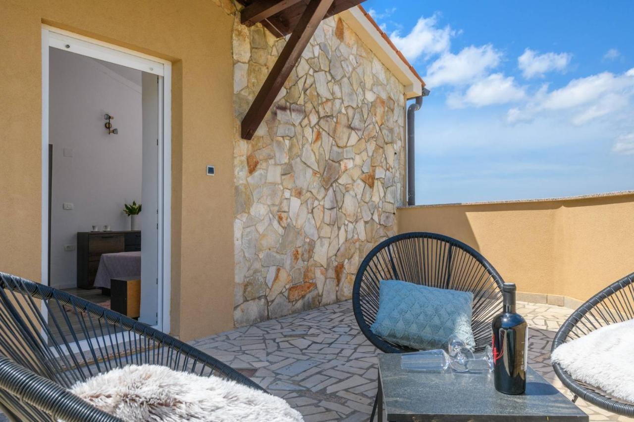 Holiday House Boky Воднян Екстер'єр фото